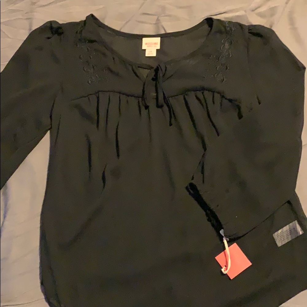 Women’s black Mossimo shirt Large